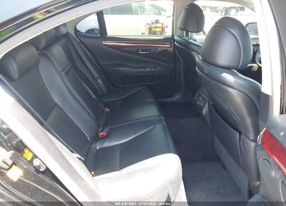 2008 LEXUS LS460 VIN: JTHBL46F785055299