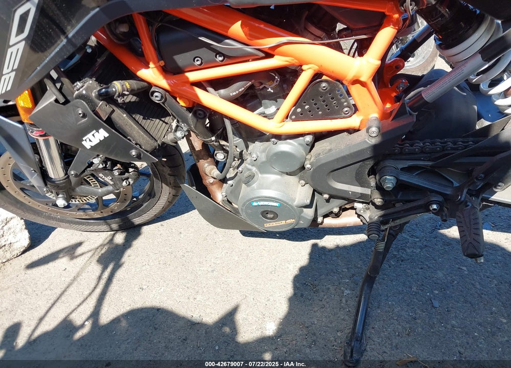 2023 KTM 390 DUKE VIN: MD2JPJ407PN201322