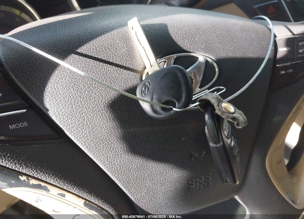 2011 HYUNDAI SONATA VIN: 5NPEB4AC3BH162985