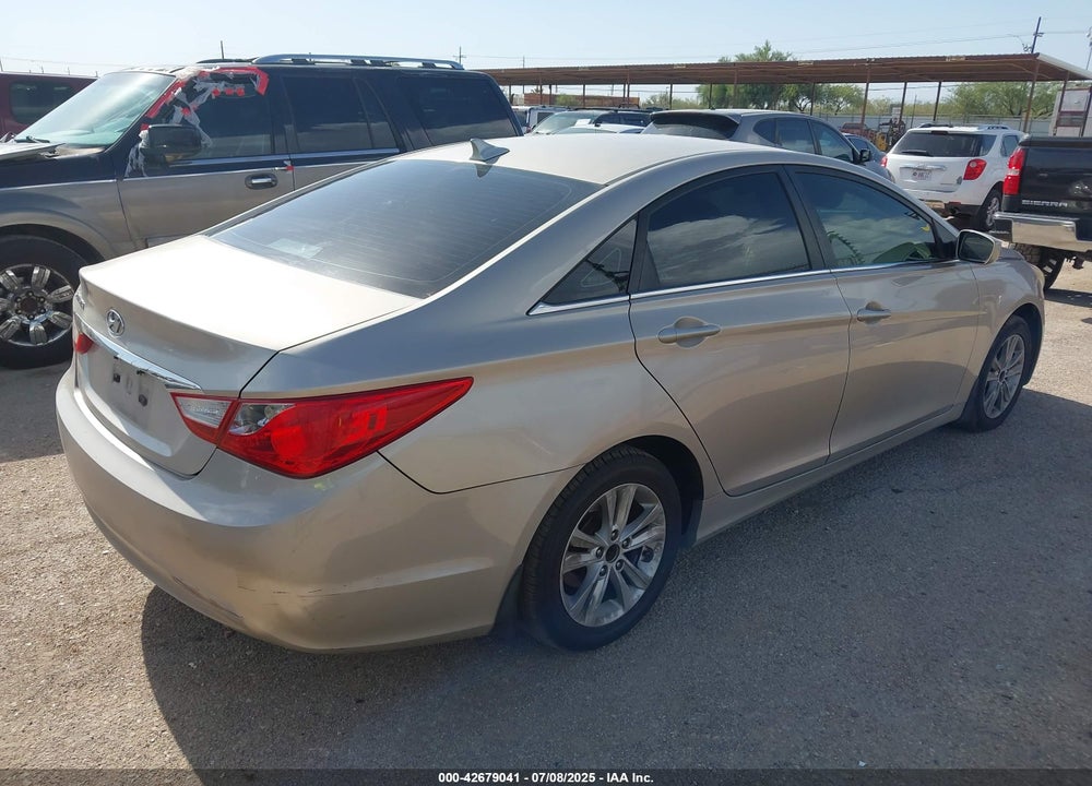 2011 HYUNDAI SONATA VIN: 5NPEB4AC3BH162985