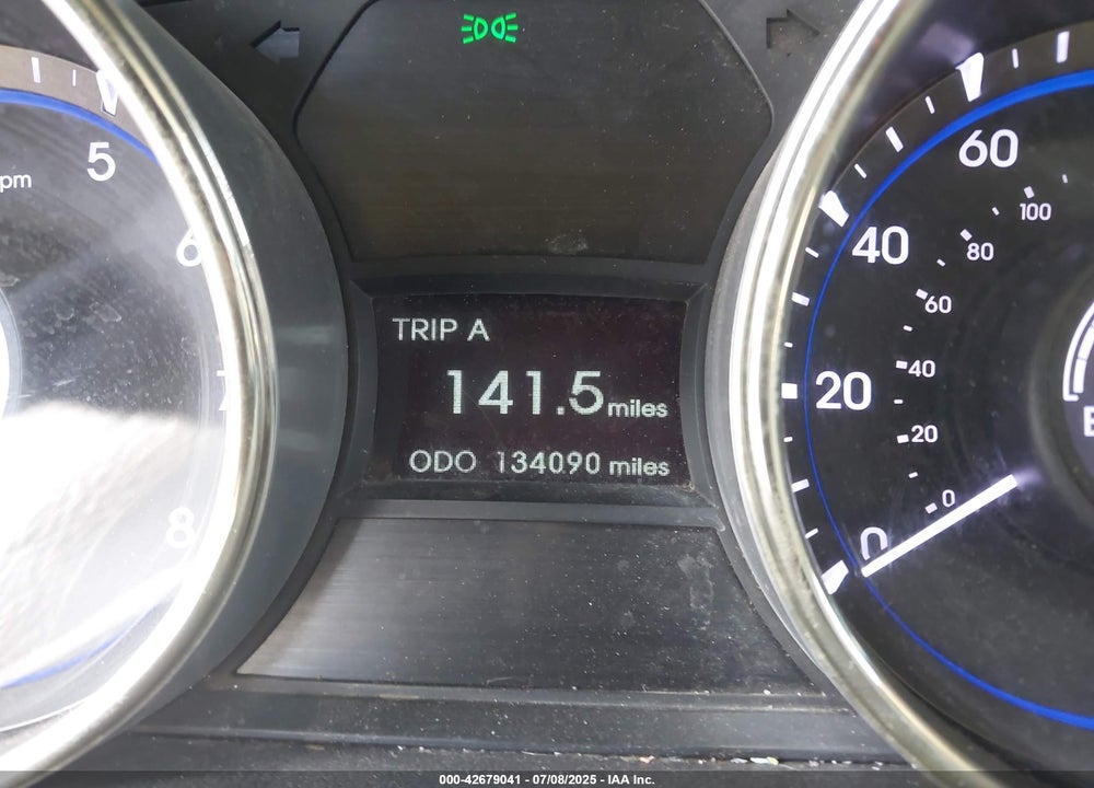 2011 HYUNDAI SONATA VIN: 5NPEB4AC3BH162985