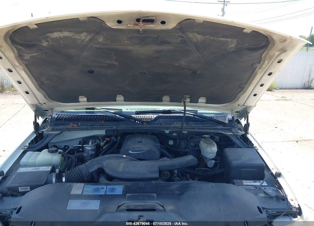2003 CHEVROLET SUBURBAN 1500 LT VIN: 3GNEC16ZX3G103393