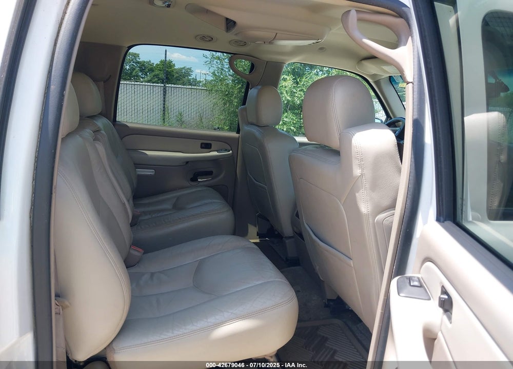 2003 CHEVROLET SUBURBAN 1500 LT VIN: 3GNEC16ZX3G103393