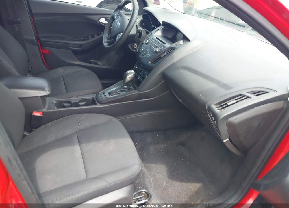 2015 FORD FOCUS VIN: 1FADP3K20FL249313