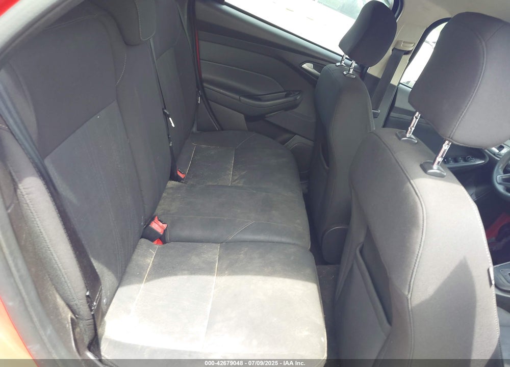 2015 FORD FOCUS VIN: 1FADP3K20FL249313