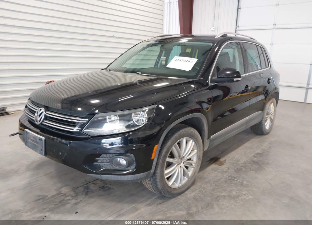 2012 VOLKSWAGEN TIGUAN VIN: WVGBV7AX2CW503301