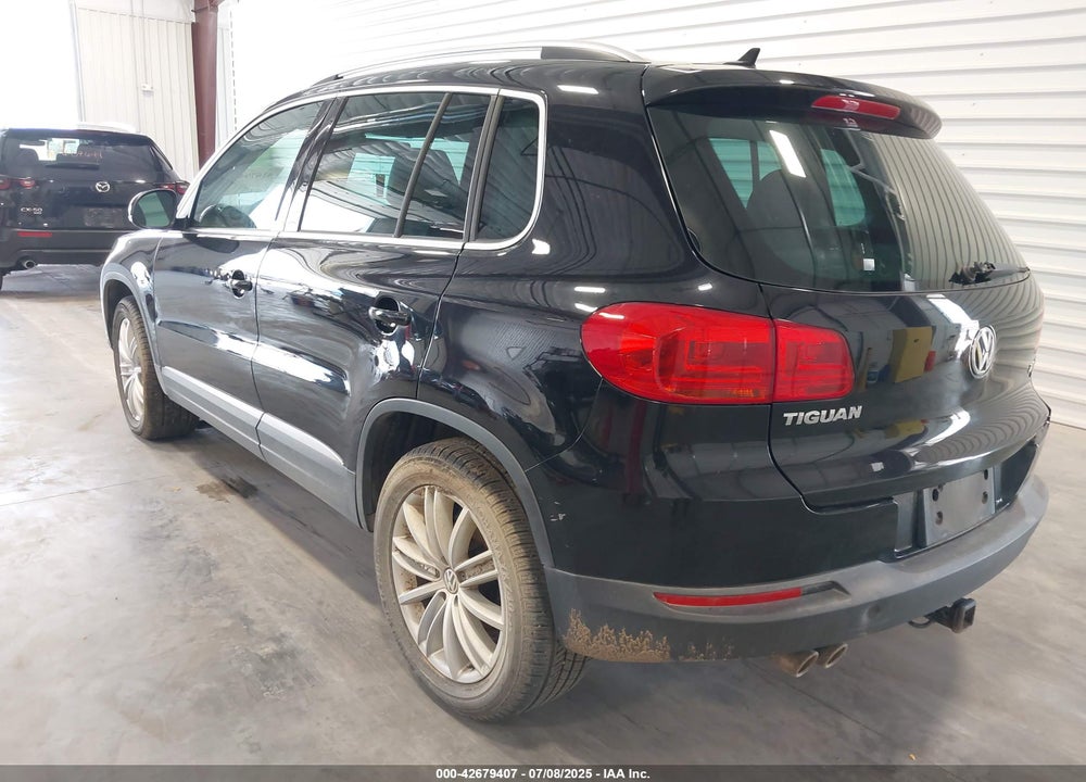 2012 VOLKSWAGEN TIGUAN VIN: WVGBV7AX2CW503301