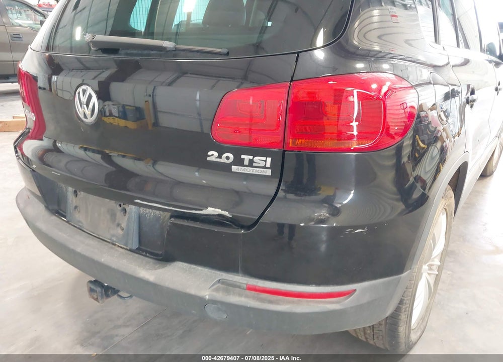 2012 VOLKSWAGEN TIGUAN VIN: WVGBV7AX2CW503301