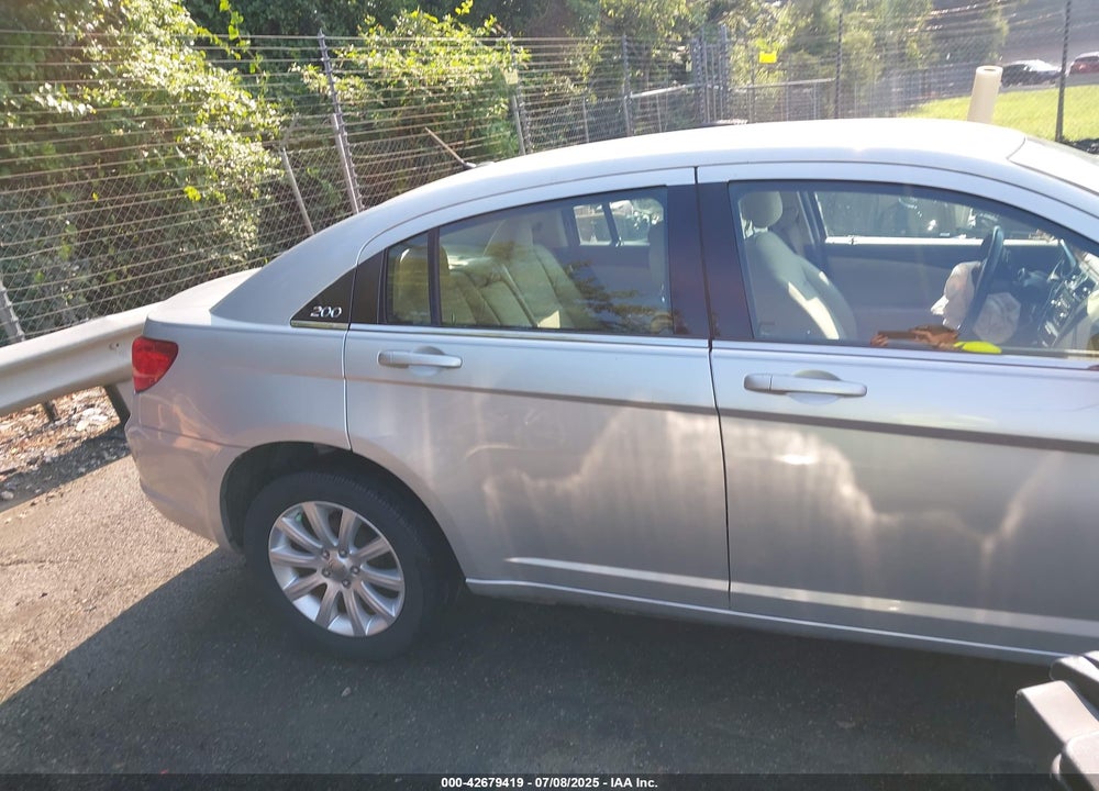 2012 CHRYSLER 200 TOURING VIN: 1C3CCBBB1CN302259