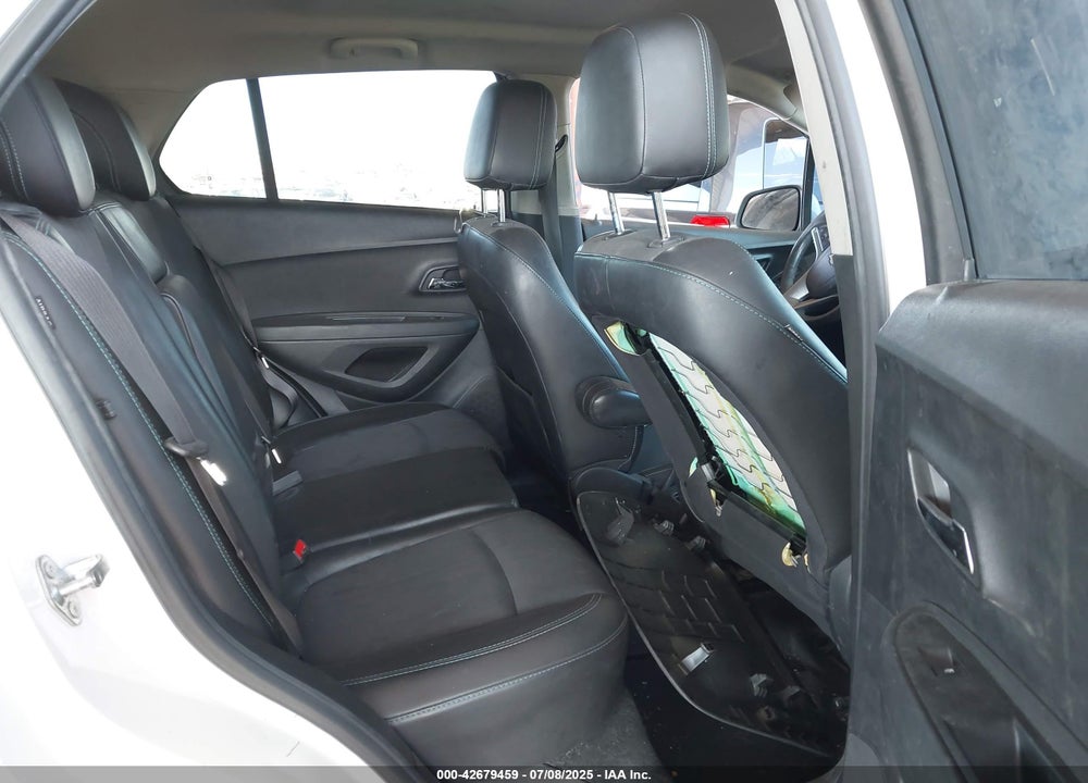 2015 CHEVROLET TRAX VIN: 3GNCJLSBXFL246552