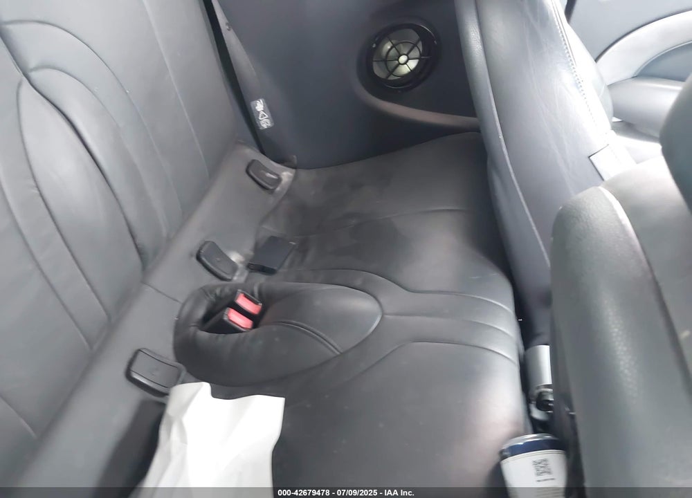 2006 MINI COOPER S VIN: WMWRH33586TF87791