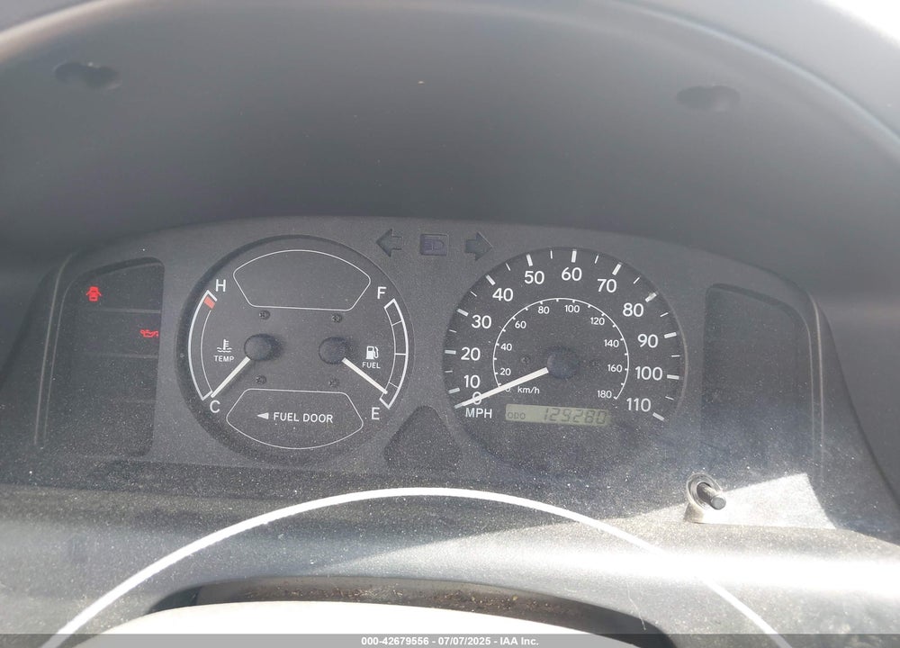 1999 CHEVROLET PRIZM VIN: 1Y1SK5286XZ440616