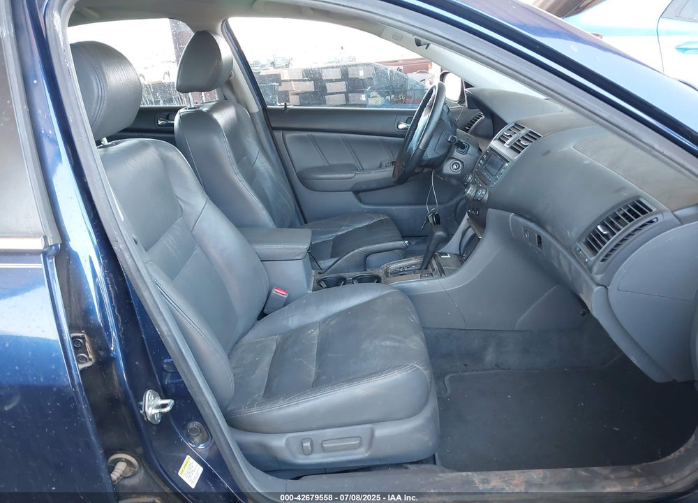 2004 HONDA ACCORD VIN: 1HGCM66564A037787