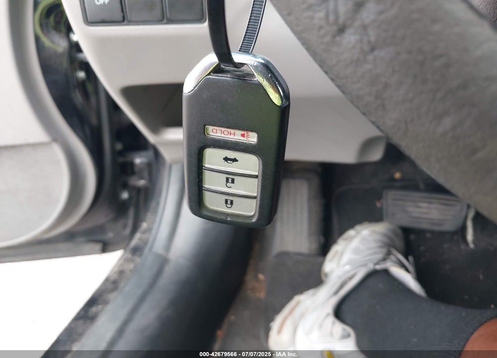 2014 HONDA CIVIC VIN: 19XFB2F80EE252570