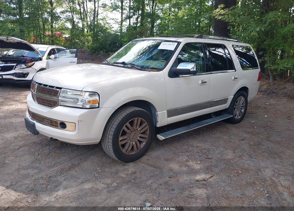 2007 LINCOLN NAVIGATOR ULTIMATE VIN: 5LMFU27577LJ00545