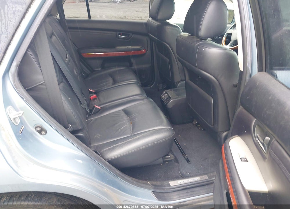 2004 LEXUS RX 330 VIN: JTJHA31U840022236
