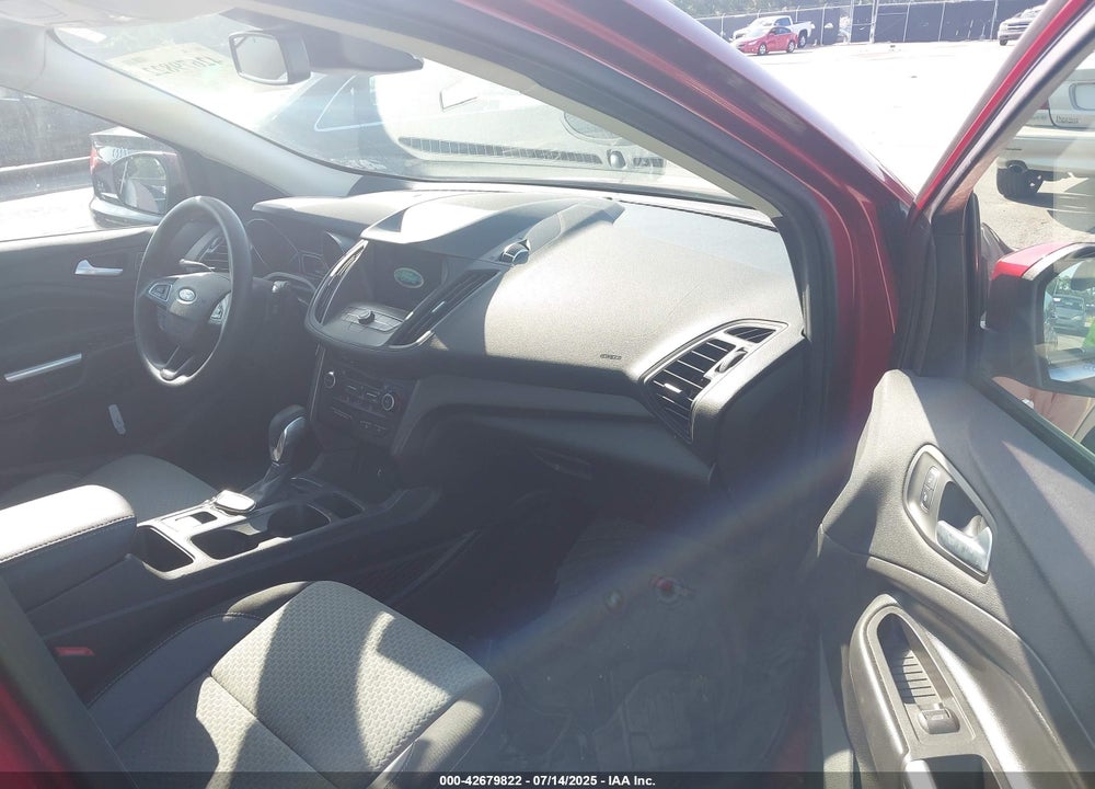 2019 FORD ESCAPE VIN: 1FMCU0GD9KUB93752