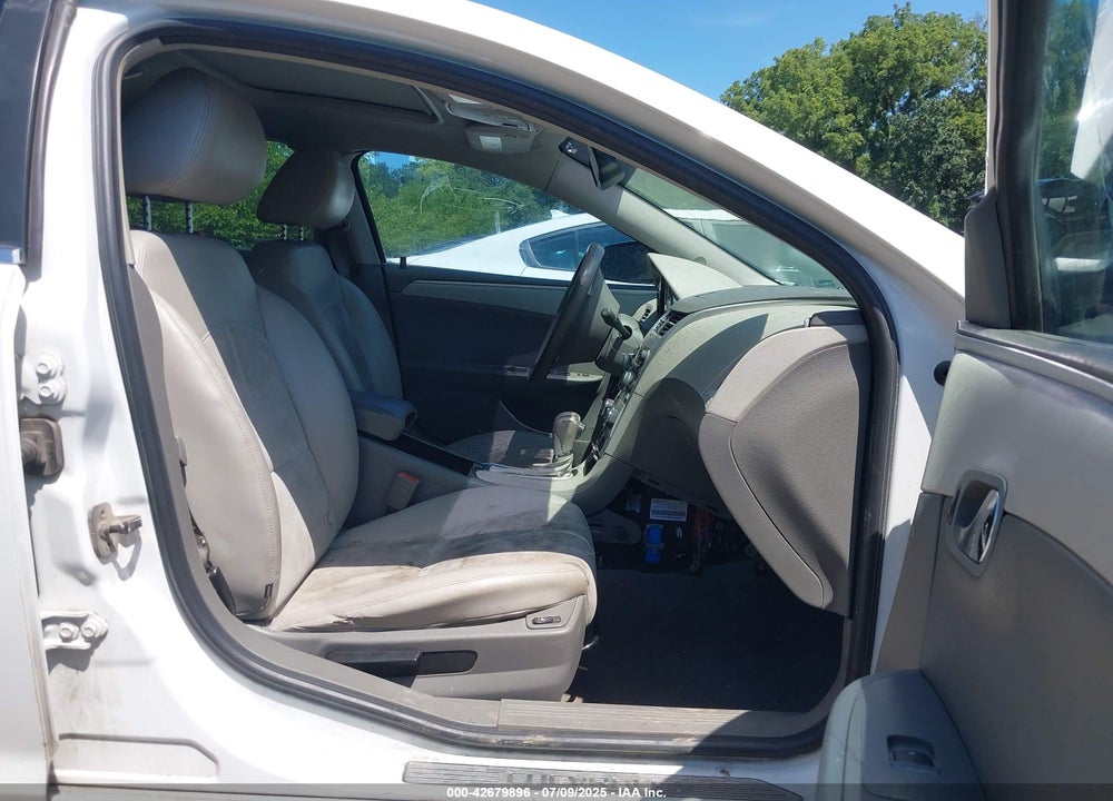 2011 CHEVROLET MALIBU VIN: 1G1ZD5E76BF275671