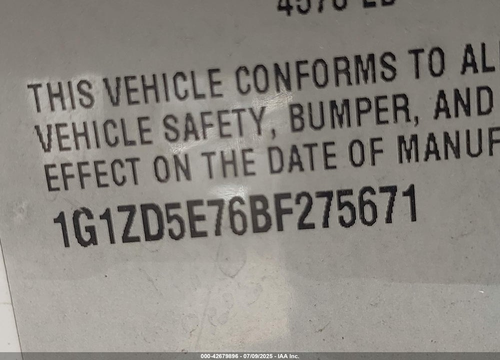 2011 CHEVROLET MALIBU VIN: 1G1ZD5E76BF275671