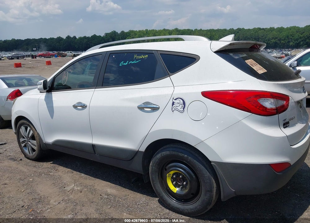 2015 HYUNDAI TUCSON VIN: KM8JU3AG7FU027148