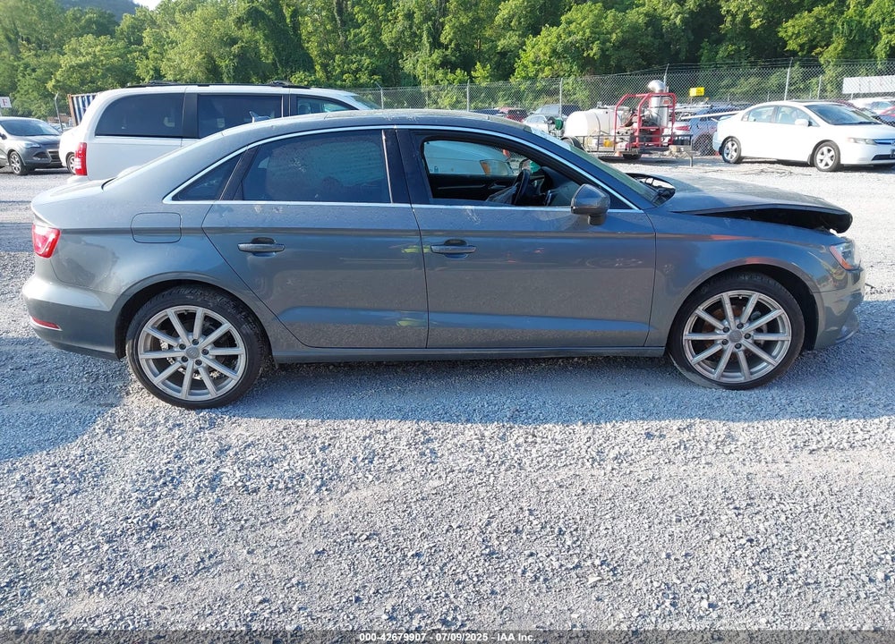 2015 AUDI A3 2.0 TDI PREMIUM VIN: WAUCJGFF2F1040627