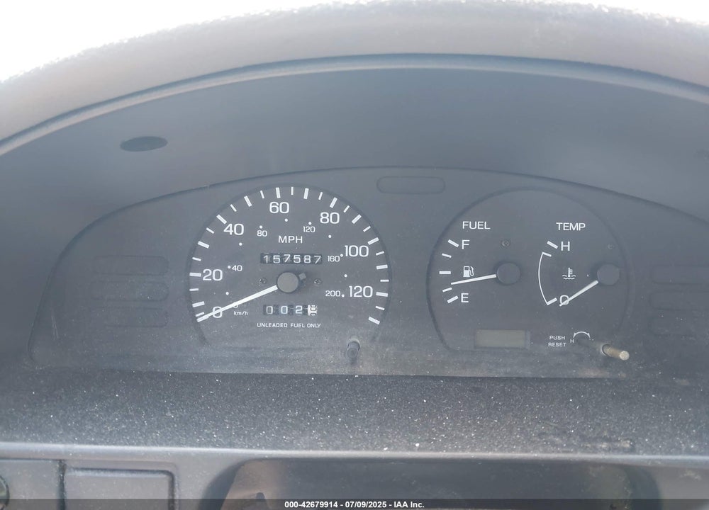 1994 NISSAN SENTRA VIN: 1N4EB31P4RC831421
