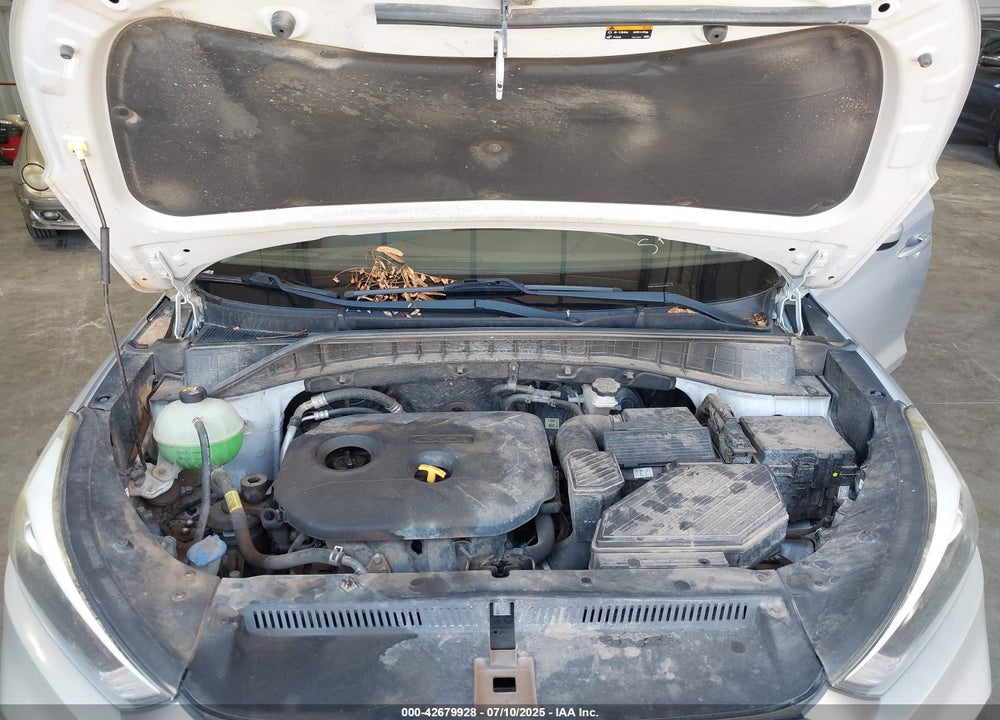 2018 HYUNDAI TUCSON VIN: KM8J33A4XJU684785