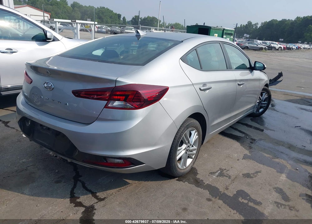 2020 HYUNDAI ELANTRA VIN: 5NPD84LF3LH587240