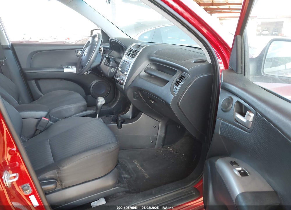 2009 KIA SPORTAGE VIN: KNDJF723597613206