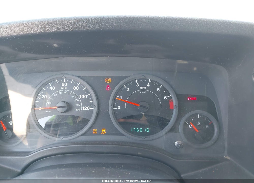 2007 JEEP COMPASS SPORT VIN: 1J8FT47W77D276030