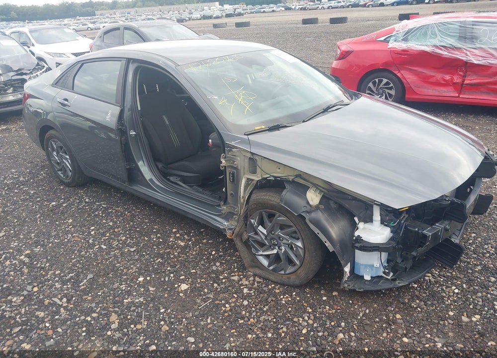 2024 HYUNDAI ELANTRA SEL VIN: KMHLM4DG4RU689798