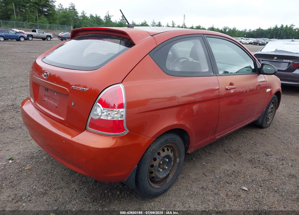2008 HYUNDAI ACCENT VIN: KMHCM36C28U070250