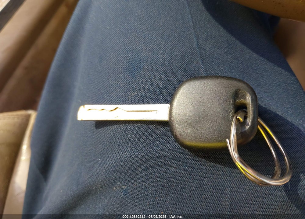 1998 LEXUS ES 300 VIN: JT8BF28G2W0131104