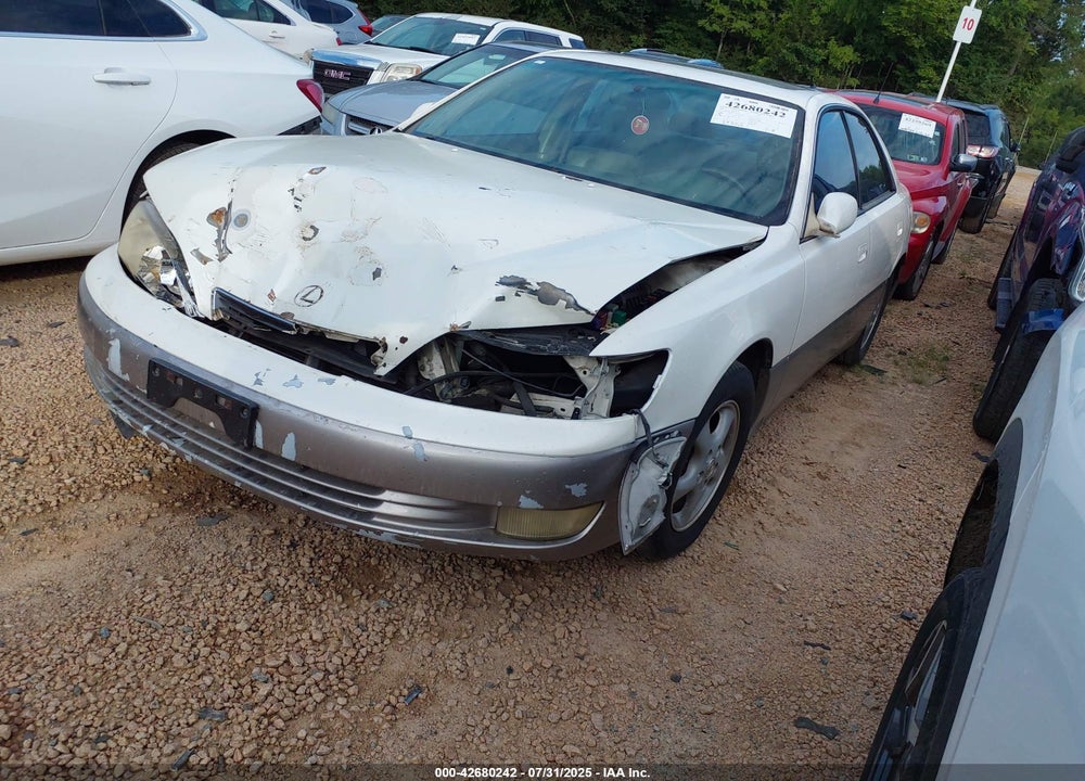 1998 LEXUS ES 300 VIN: JT8BF28G2W0131104