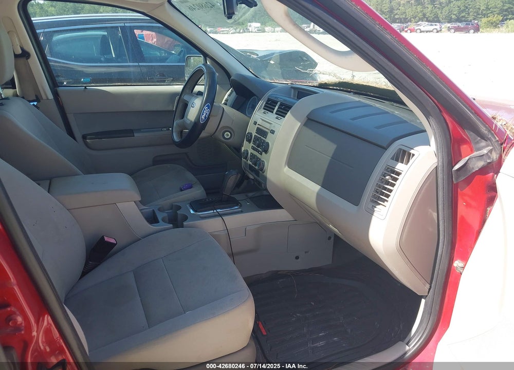 2010 FORD ESCAPE VIN: 1FMCU0DG3AKC89014