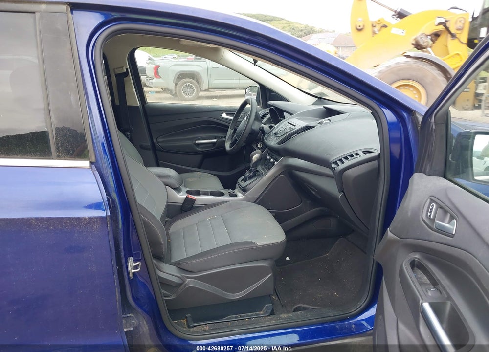 2016 FORD ESCAPE VIN: 1FMCU0G70GUC89738