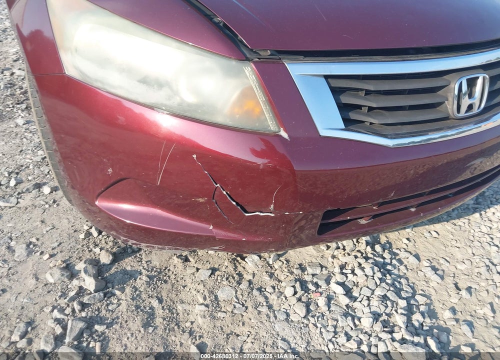 2008 HONDA ACCORD VIN: 1HGCP26808A085205