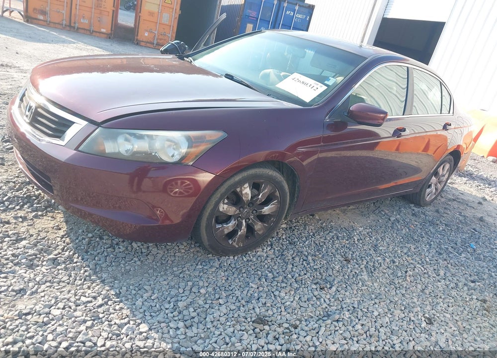 2008 HONDA ACCORD VIN: 1HGCP26808A085205