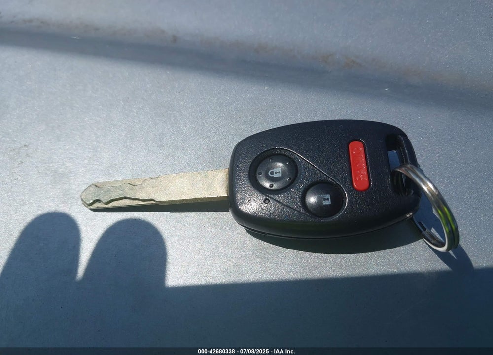 2010 HONDA CIVIC VIN: 19XFA1F58AE020022