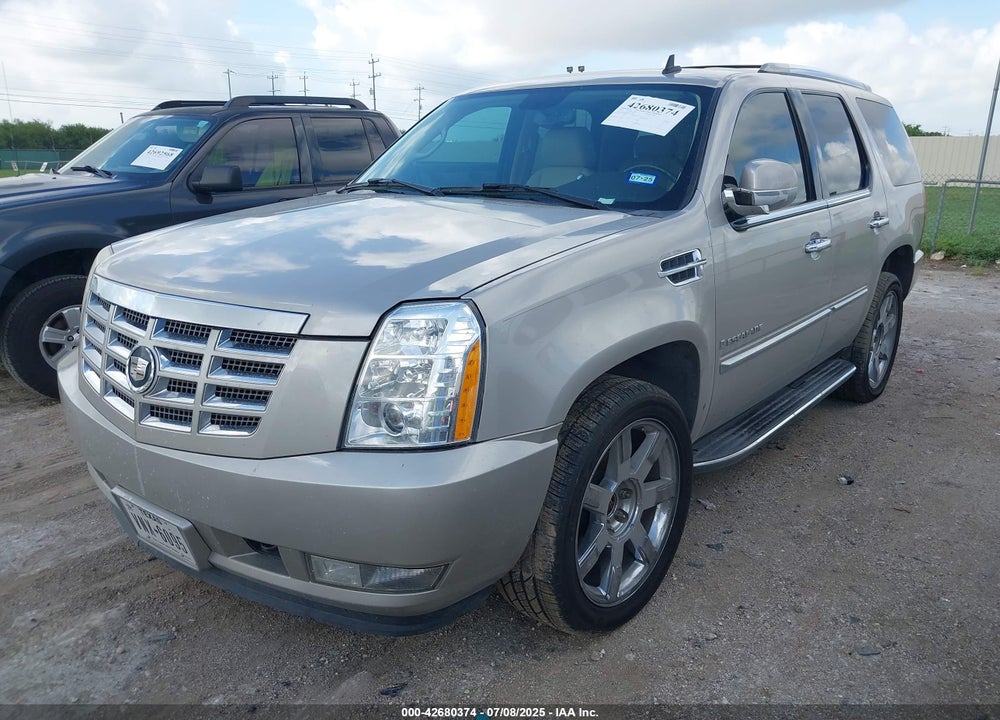 2007 CADILLAC ESCALADE STANDARD VIN: 1GYFK63867R136769