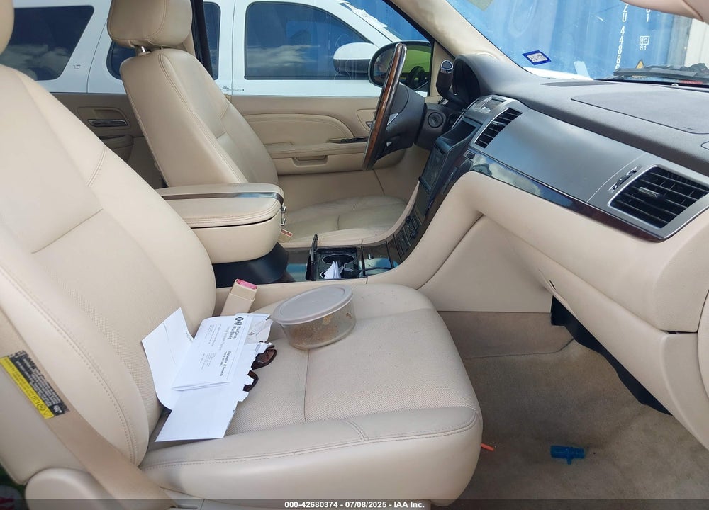 2007 CADILLAC ESCALADE STANDARD VIN: 1GYFK63867R136769