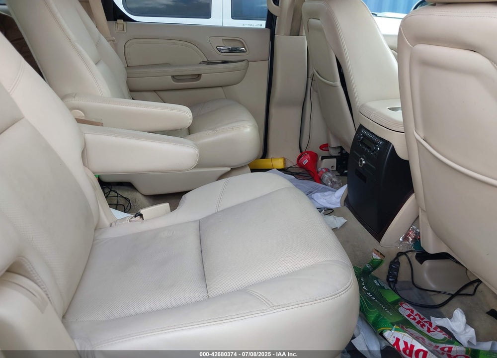 2007 CADILLAC ESCALADE STANDARD VIN: 1GYFK63867R136769