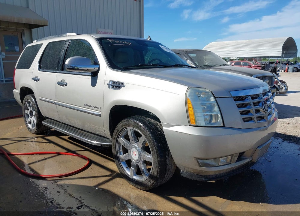 2007 CADILLAC ESCALADE STANDARD VIN: 1GYFK63867R136769