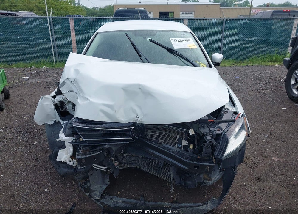 2017 VOLKSWAGEN JETTA VIN: 3VW2B7AJ1HM258181