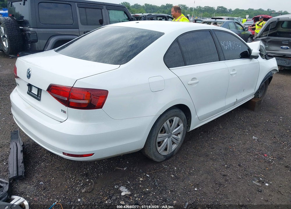 2017 VOLKSWAGEN JETTA VIN: 3VW2B7AJ1HM258181