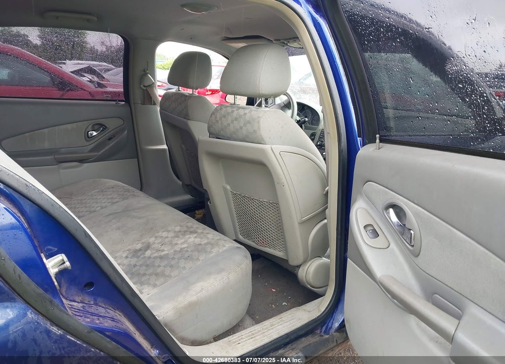 2005 CHEVROLET MALIBU LS VIN: 1G1ZT54885F261384