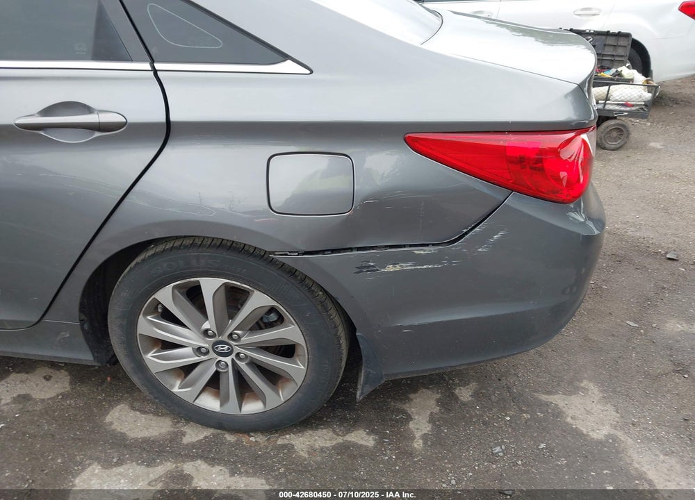 2012 HYUNDAI SONATA VIN: 5NPEB4AC1CH312044
