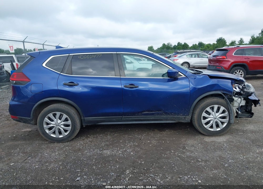 2018 NISSAN ROGUE VIN: KNMAT2MV0JP547596