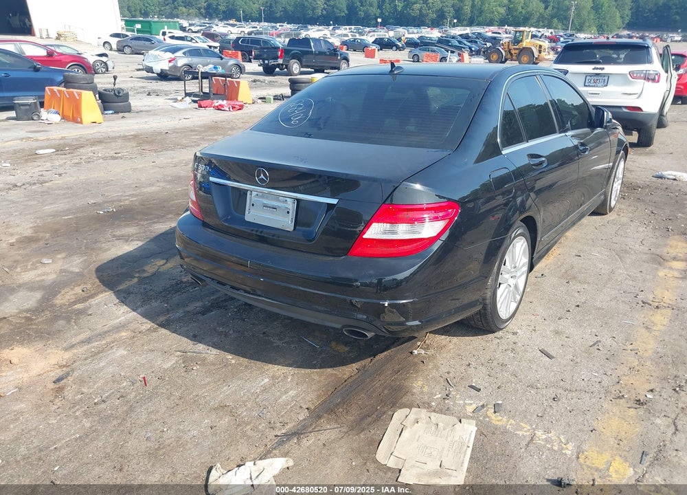 2008 MERCEDES-BENZ C 300 LUXURY/SPORT VIN: WDDGF54X88F045834