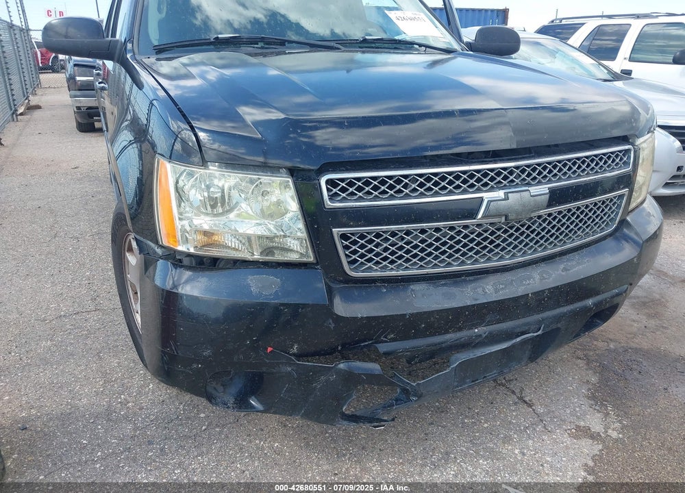 2007 CHEVROLET SUBURBAN 1500 VIN: 3GNFC16017G165602
